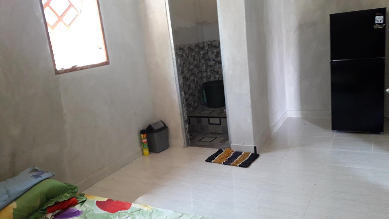 Penginapan Asidik Bira Exterior photo
