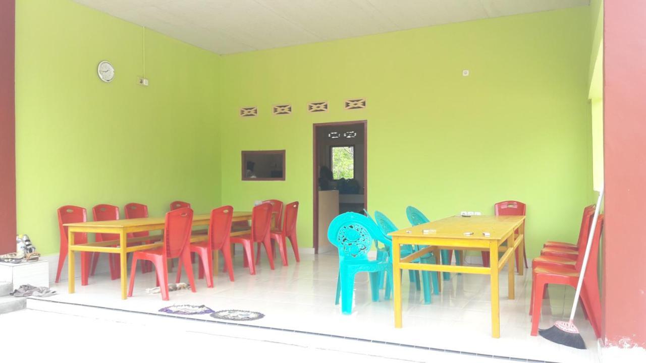 Penginapan Asidik Bira Exterior photo
