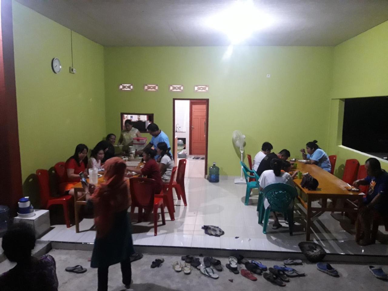 Penginapan Asidik Bira Exterior photo